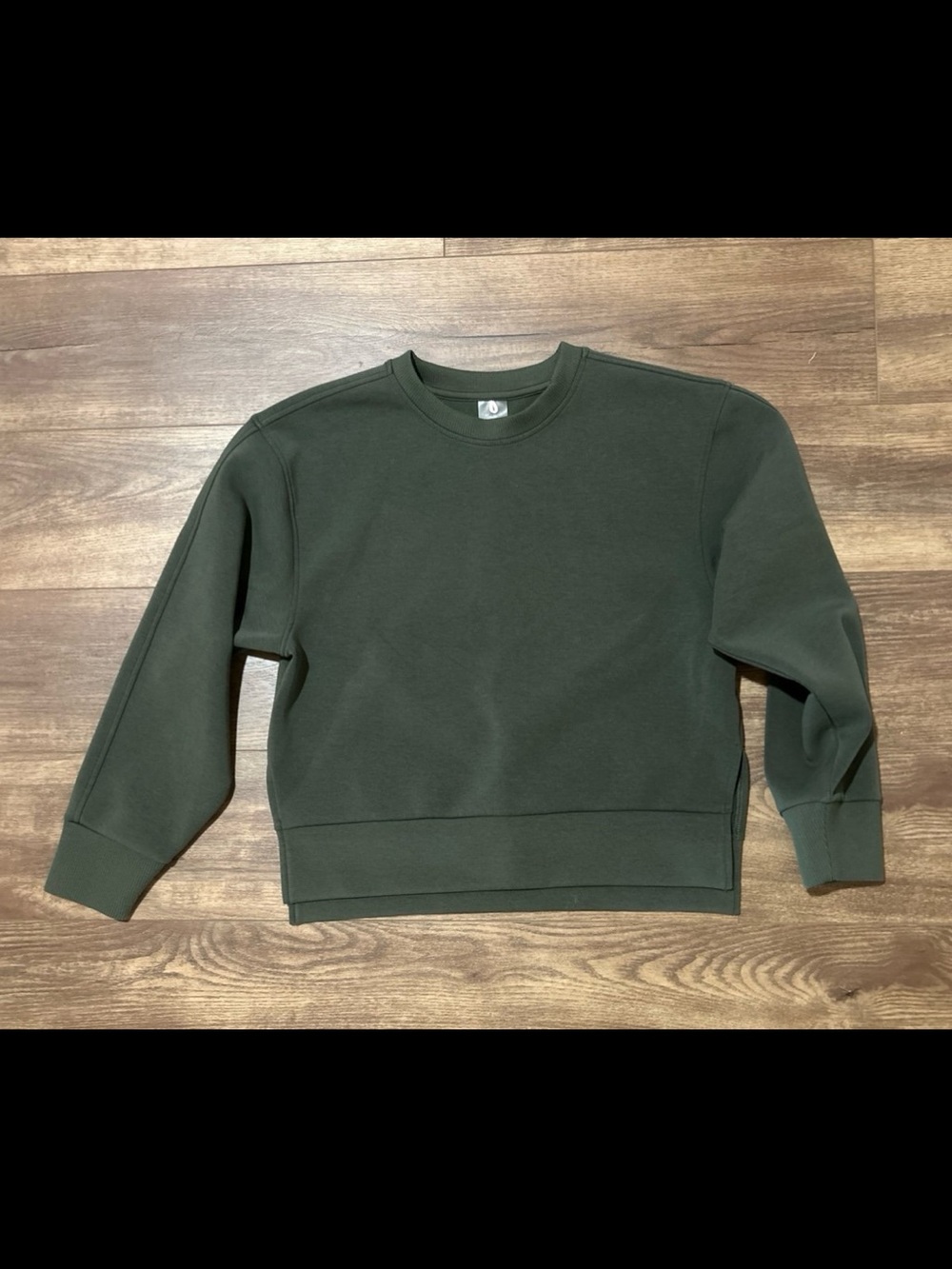 Women’s Dark Green Crewneck Sweater